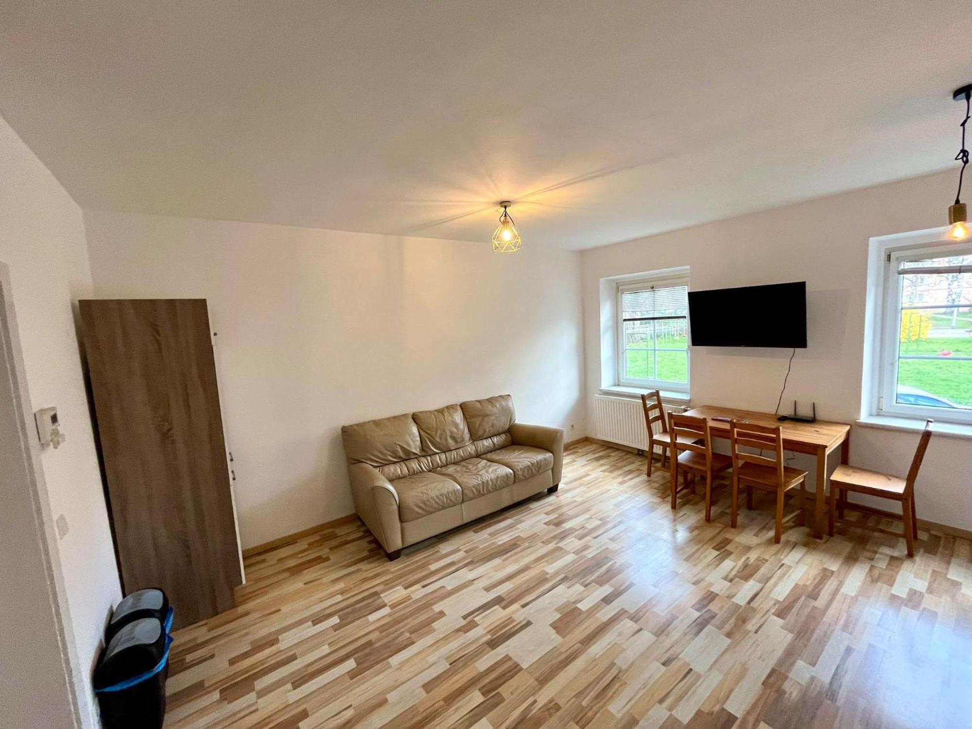 Monteurwohnung Leoben, Zentral Leoben  Ngoại thất bức ảnh
