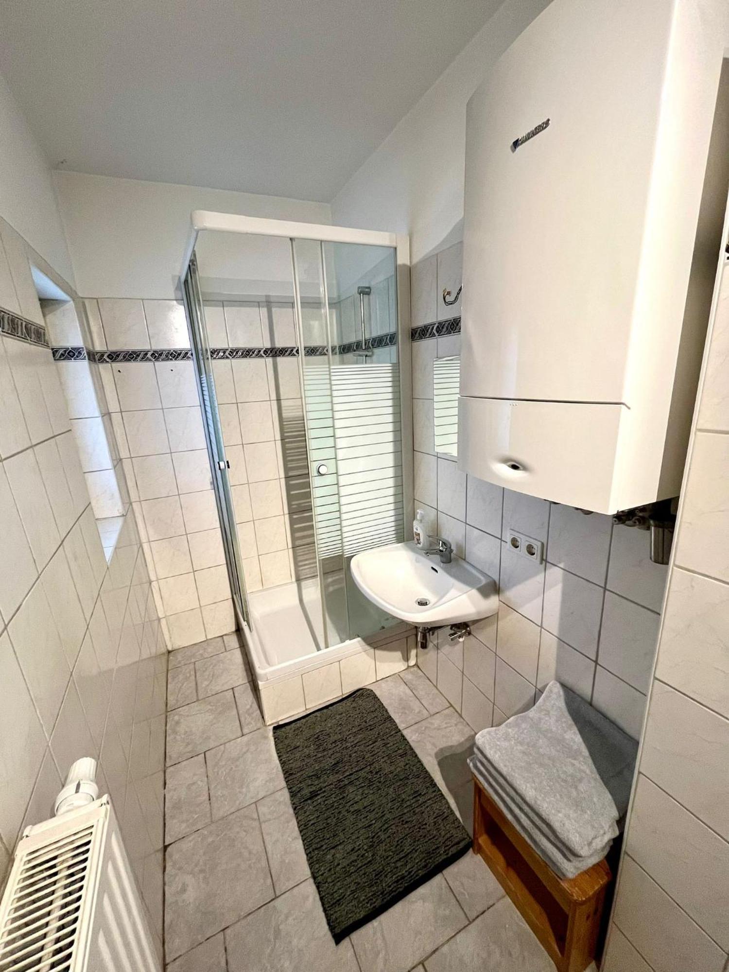 Monteurwohnung Leoben, Zentral Leoben  Ngoại thất bức ảnh